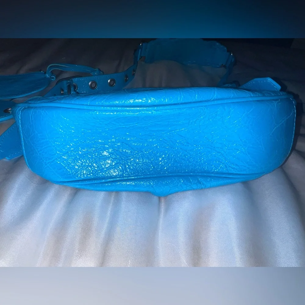 💕🚨SALE NWT Authentic Balenciaga Le Cagole XS in Turquoise / Blue Leather - Picture 6 of 9